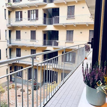 Ringhiera House Tertulliano - Free Street Parking Nearby Apartment Milan Bagian luar foto