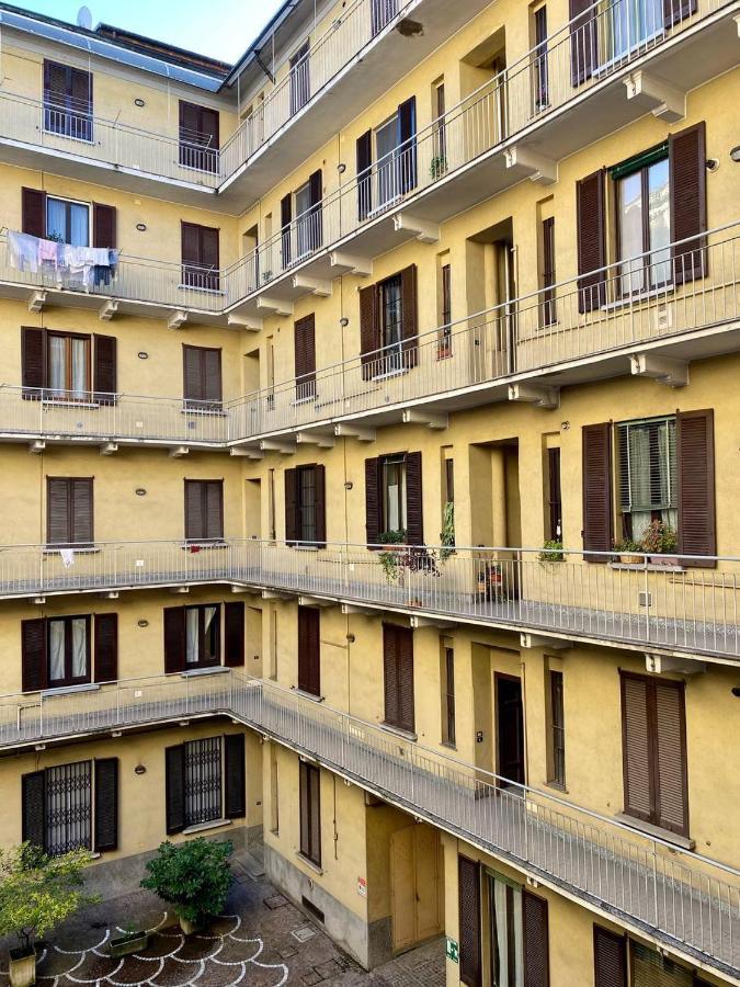 Ringhiera House Tertulliano - Free Street Parking Nearby Apartment Milan Bagian luar foto