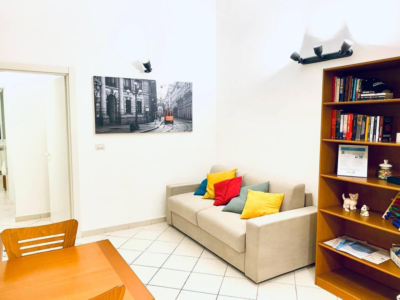 Ringhiera House Tertulliano - Free Street Parking Nearby Apartment Milan Bagian luar foto